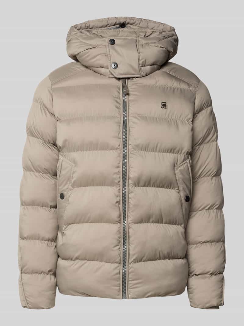 Kurtka pikowana z zamkiem błyskawicznym