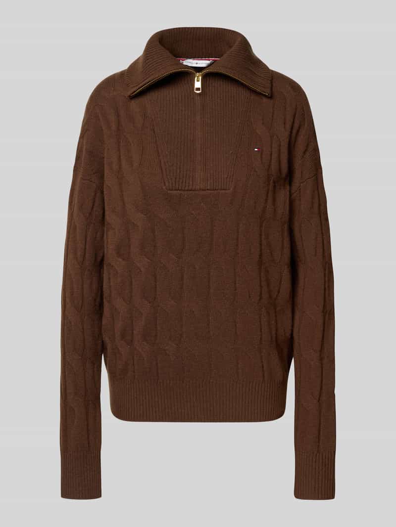 Sweter z dzianiny o kroju relaxed fit z czystej wełny ze ściegiem warkoczowym