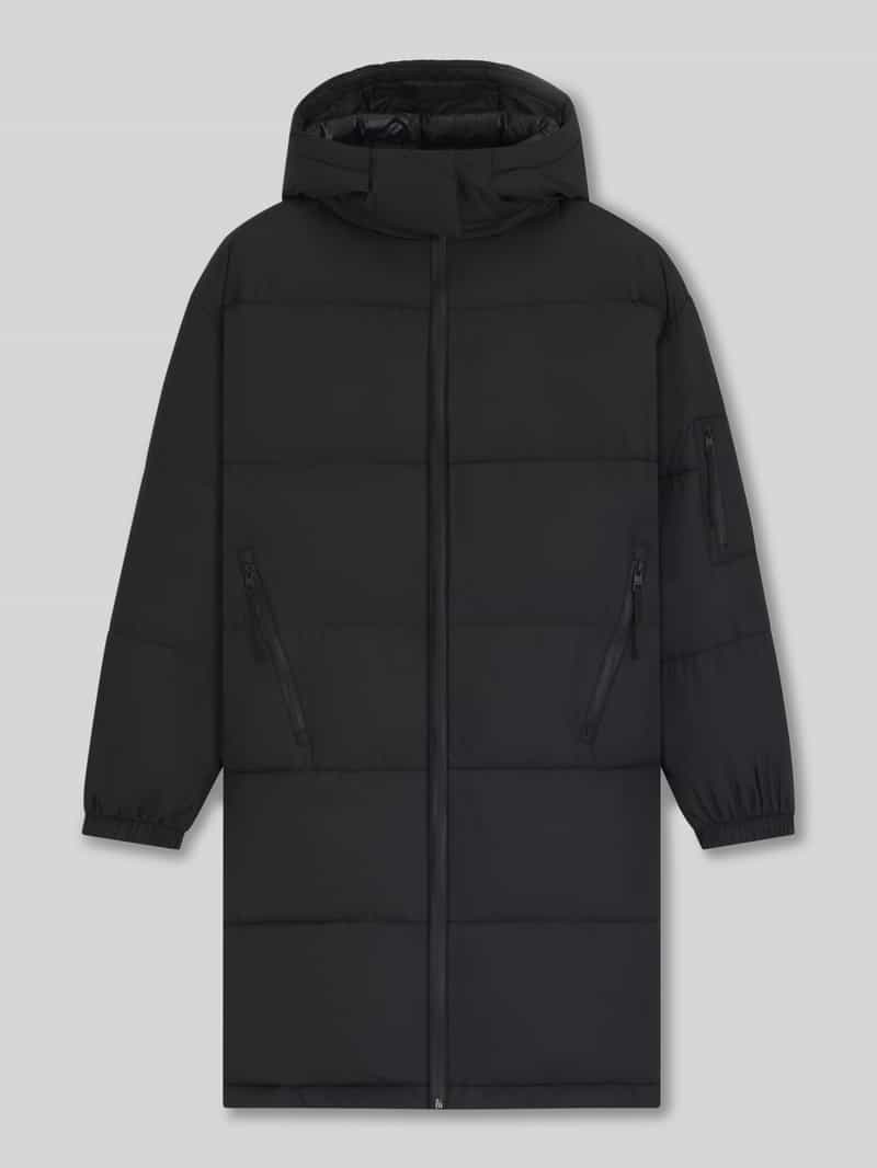 Płaszcz pikowany o kroju relaxed fit z odpinanym kapturem