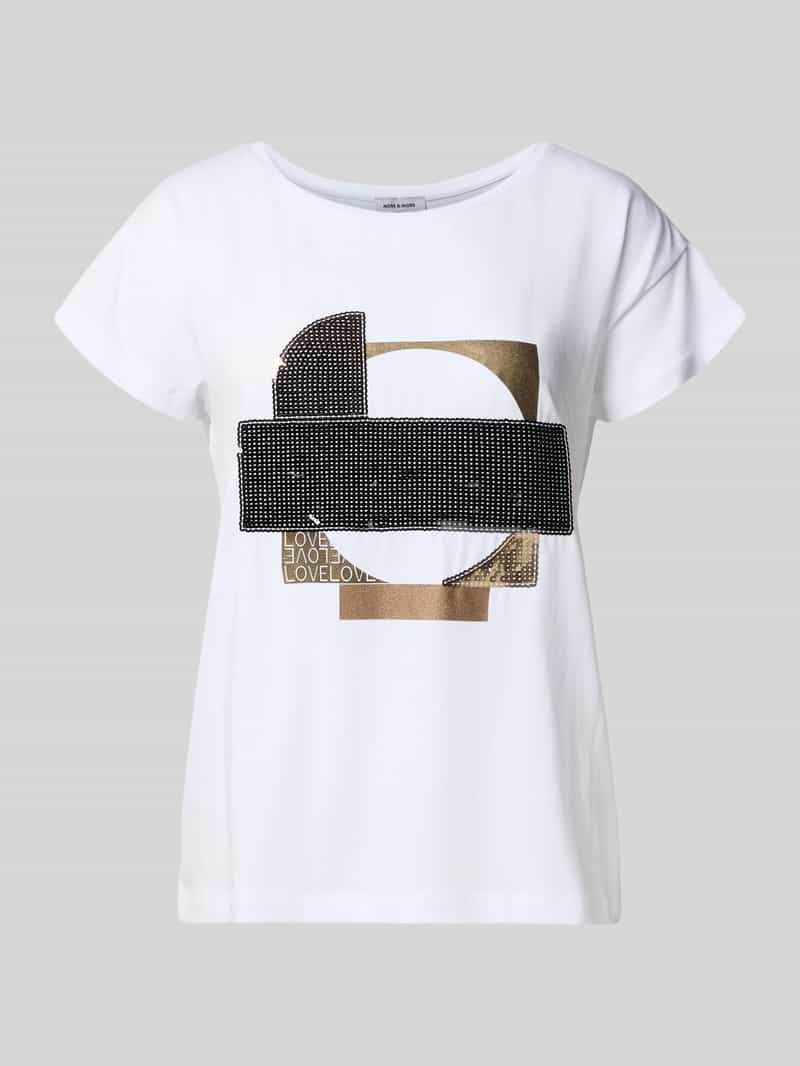 T-shirt z cekinowym obszyciem