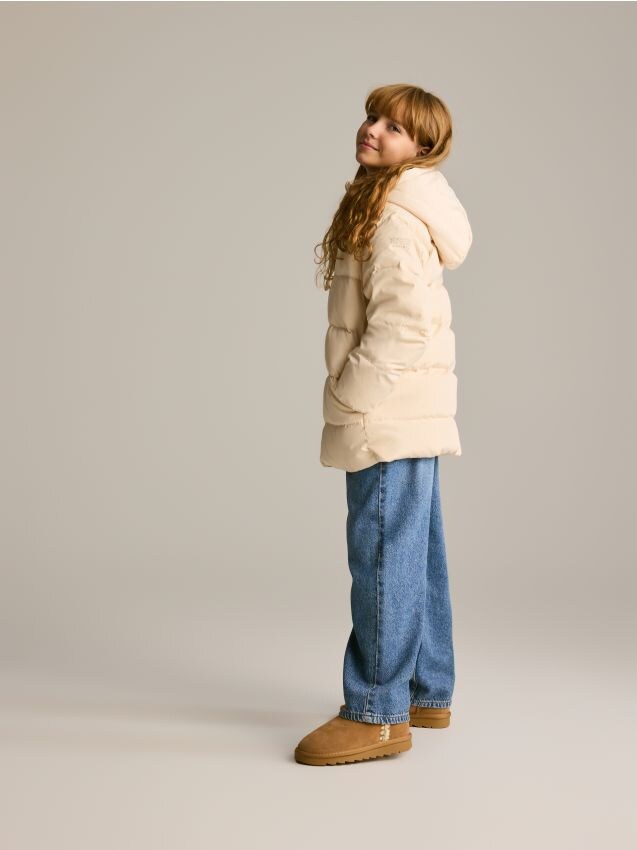 Reserved - Pikowana kurtka z naturalnym puchem - beżowy