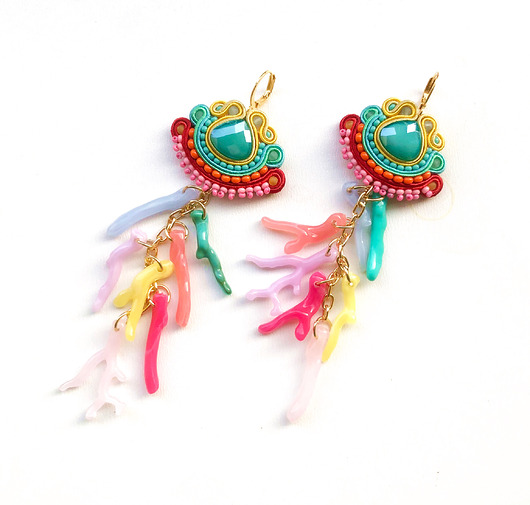 Sutaszowe kolczyki BELIZE z koralowcem _ kolekcja 2025