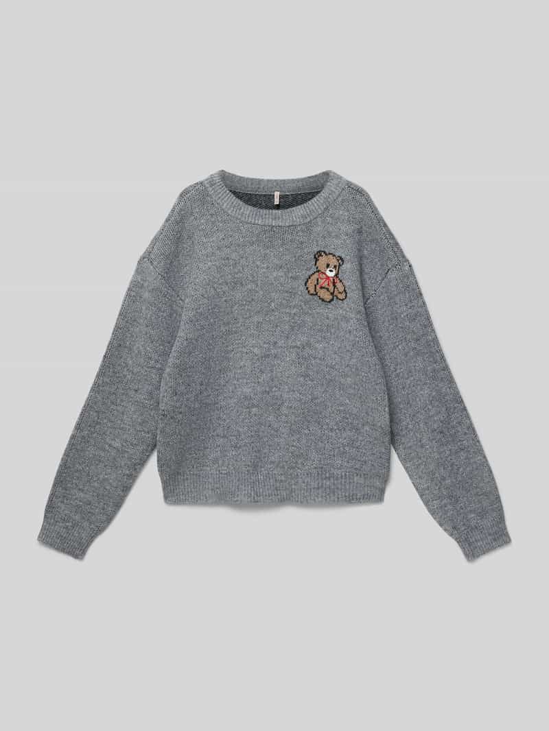 Sweter z dzianiny o kroju regular fit z wyhaftowanym motywem model ‘TEDDY’