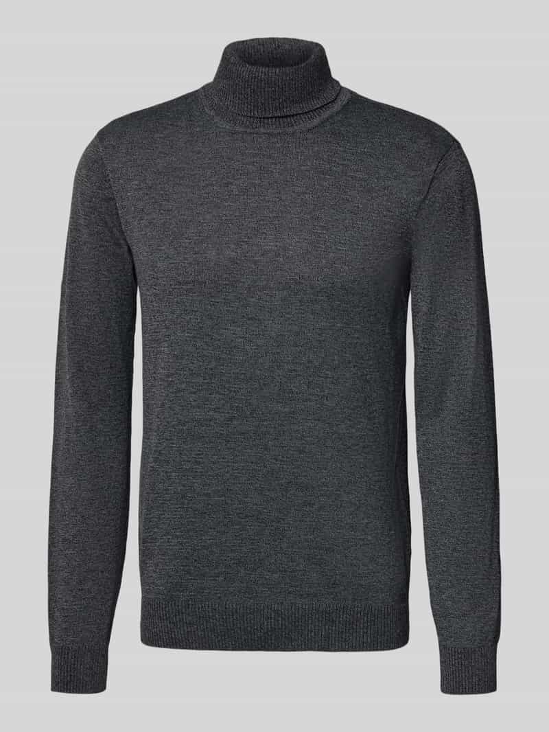 Sweter z wywijanym kołnierzem i detalem z logo