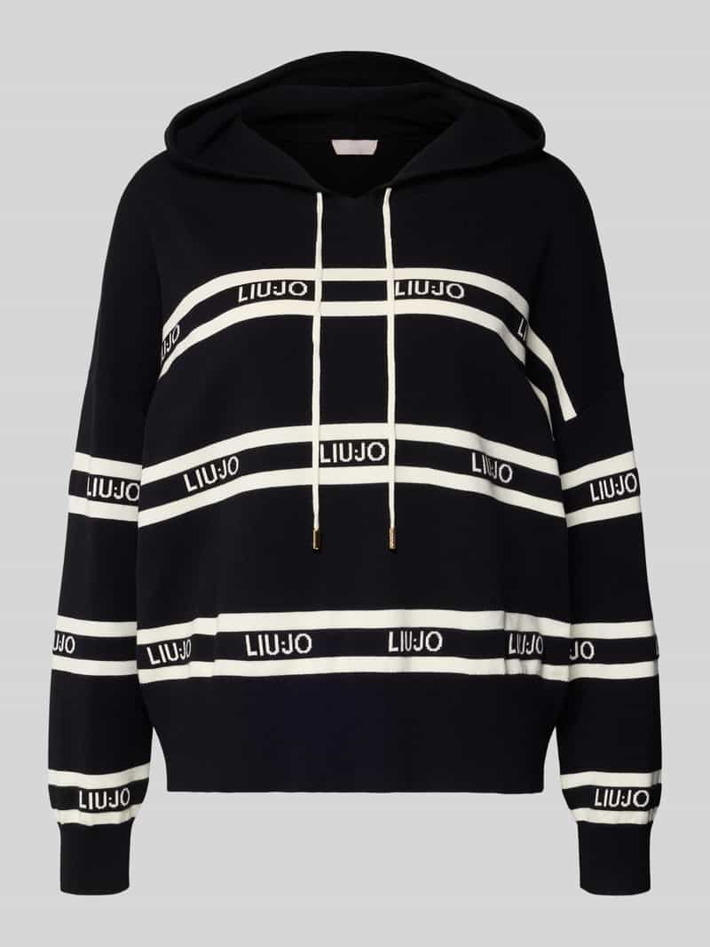 Sweter o kroju relaxed fit z mieszanki wiskozy z wyhaftowanym logo