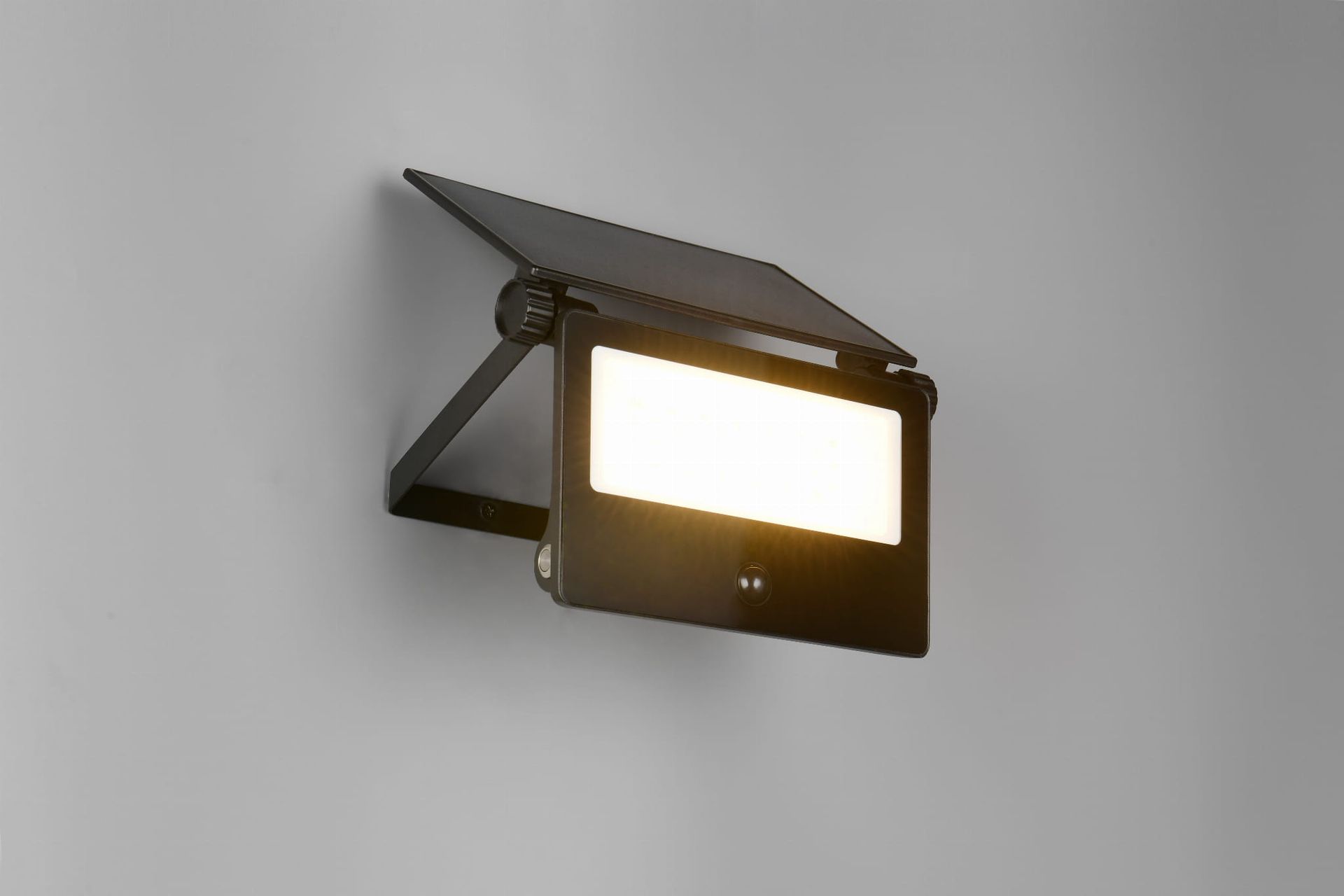 RL Light MOURA SOLAR R22106132 solarny naświetlacz LED 18W CCT z czujnikiem ruchu