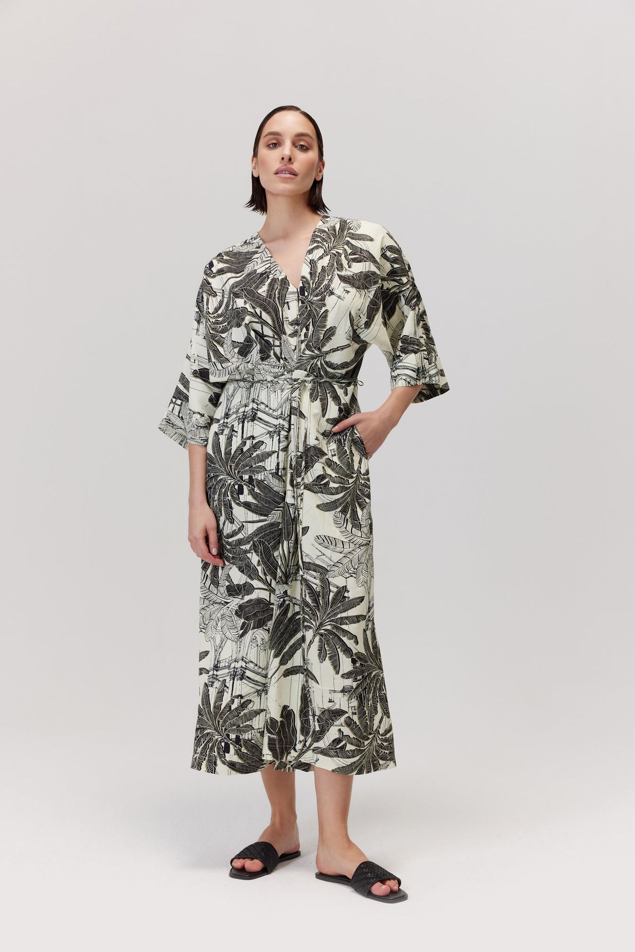 Kombinezon wiskozowy we wzory Midori