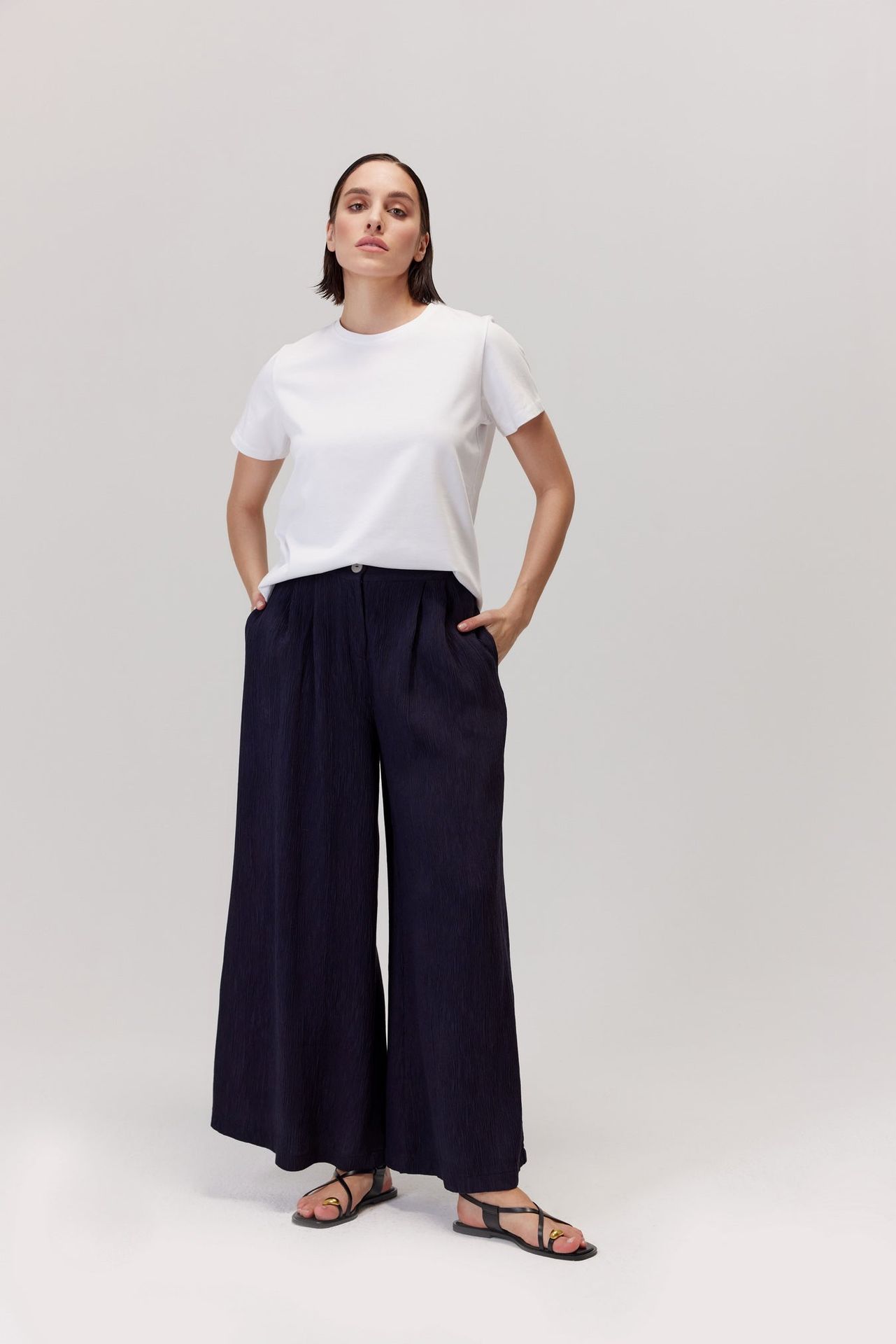 Spodnie plisowane Aria granatowy