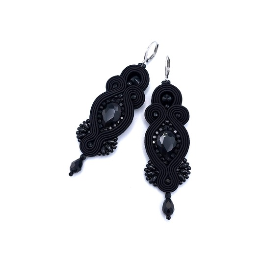 Orina kolczyki sutasz czarne długie wieczorowe z kryształami