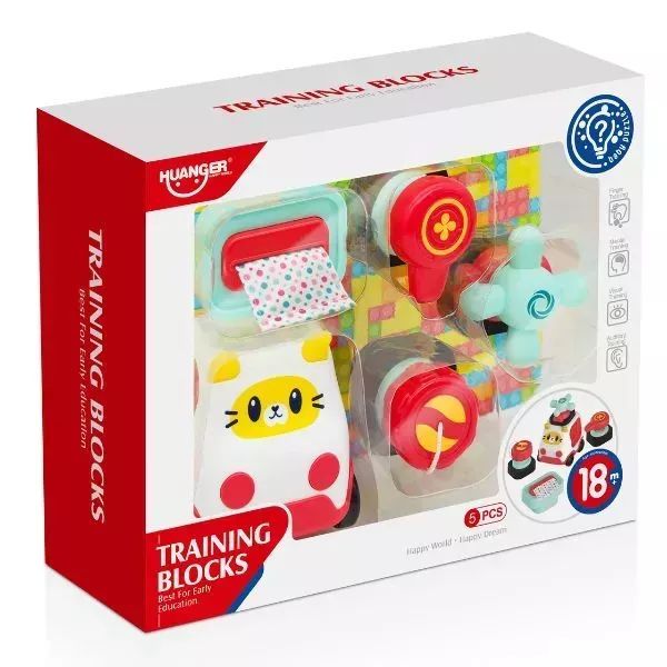 Mały samochód z klockami do układania.