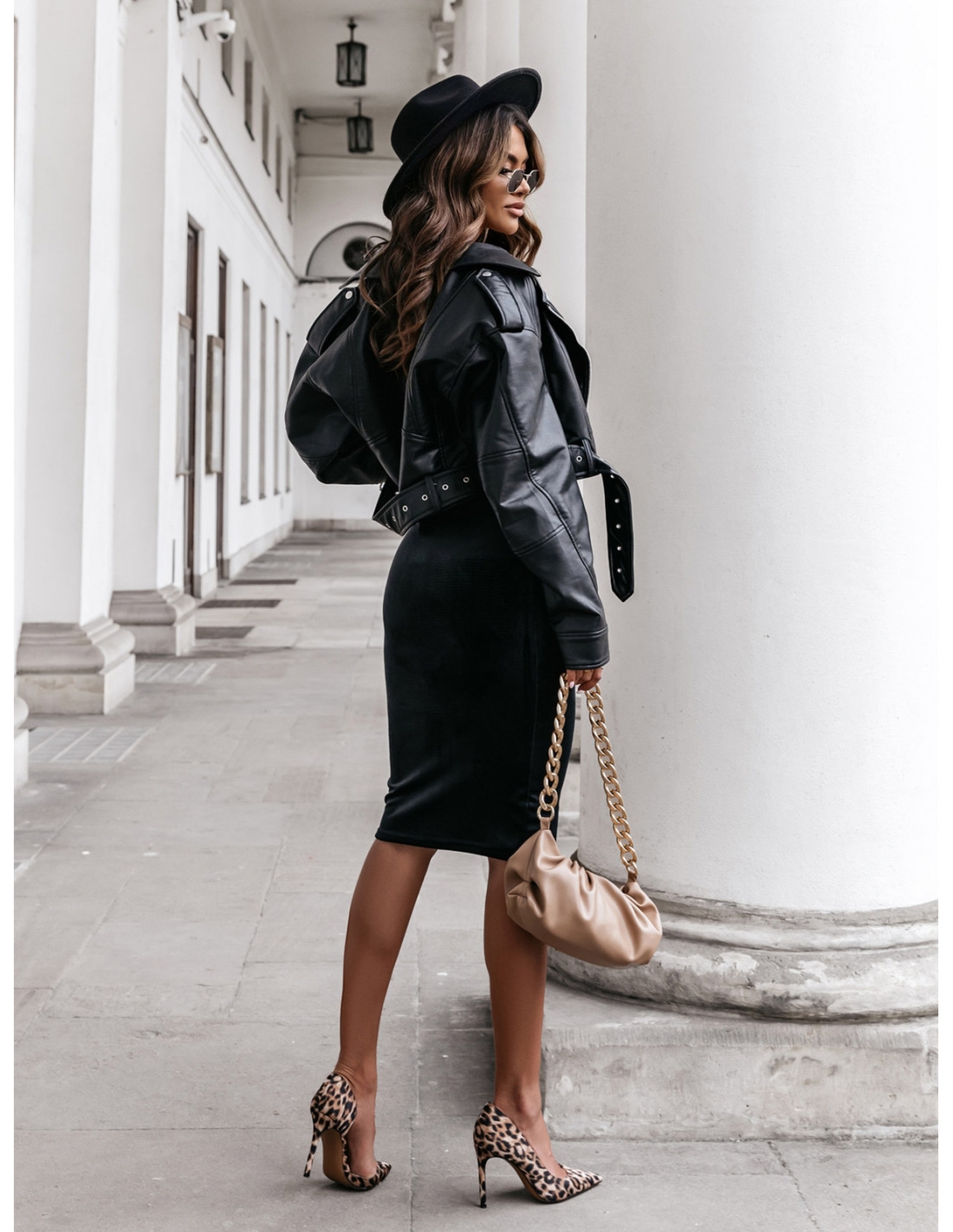 Ołówkowa welurowa spódnica SEDUCE - czarna