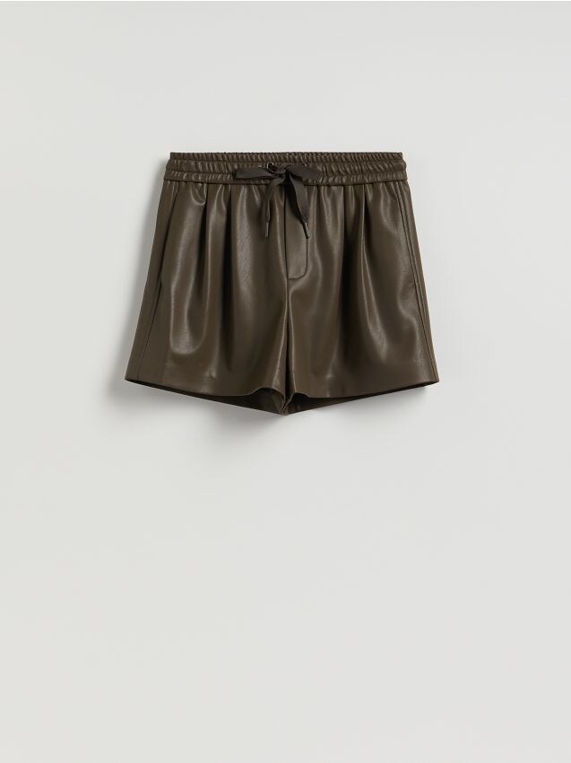 Reserved - Szorty z imitacji skóry - brązowy