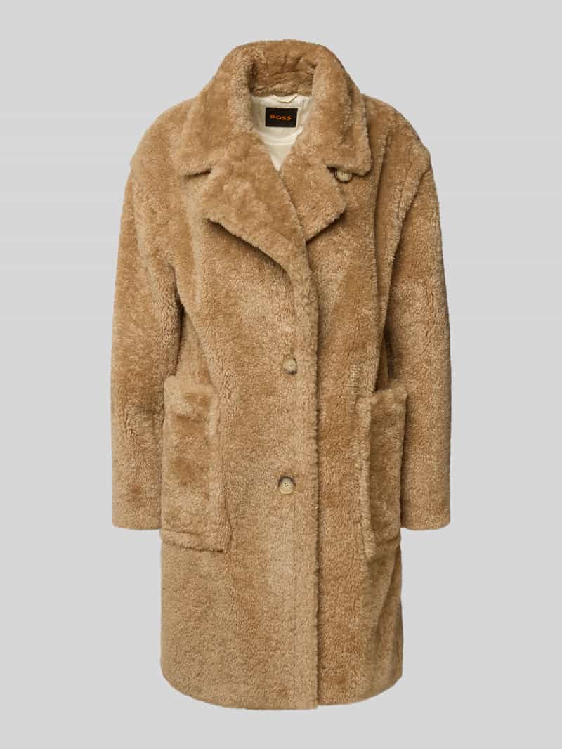 Płaszcz z futerka o kroju regular fit z dużymi kieszeniami model 'CATEDY'