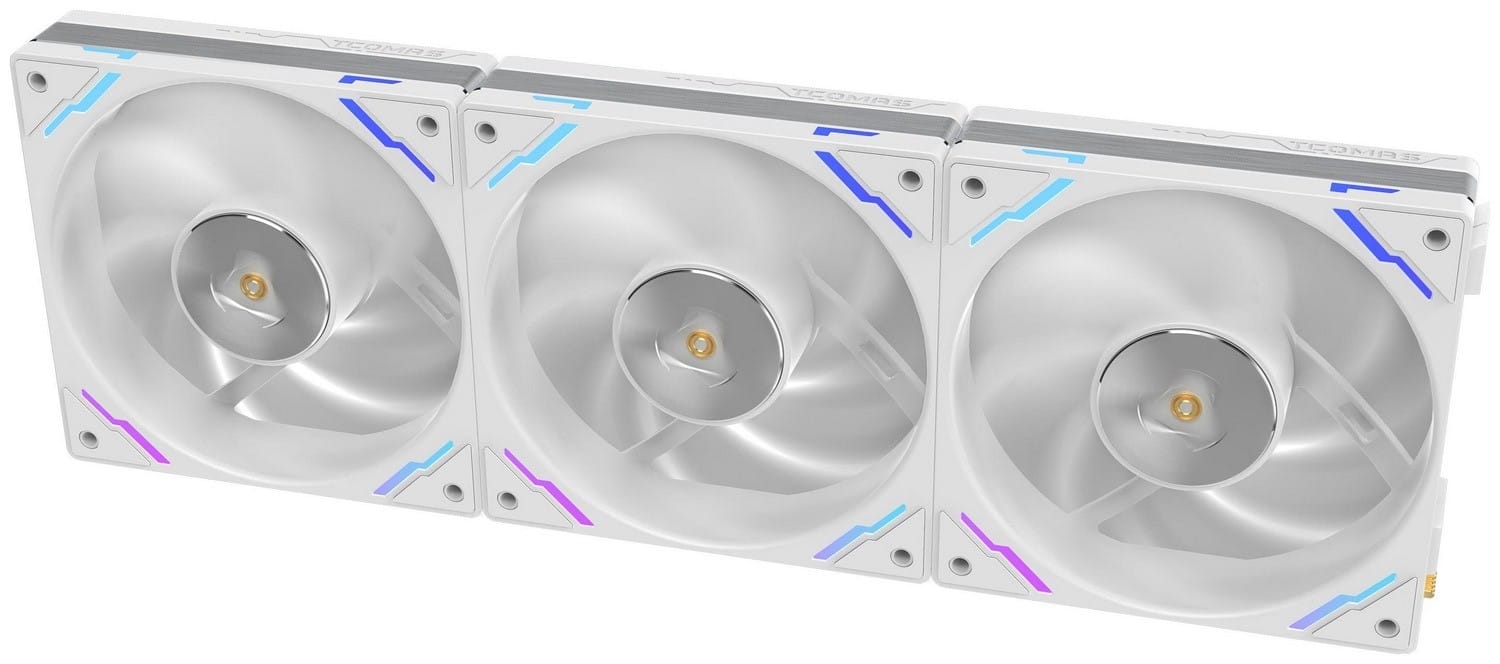 Tcomas FC700PRO Triple Package White SE 3x120mm FC700PFT2WHDEU