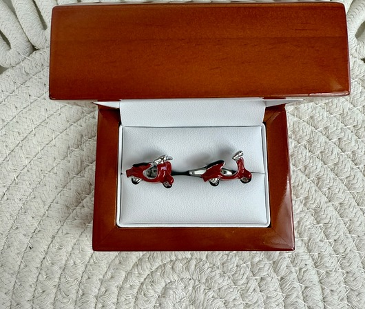 SPINKI DO MANKIETÓW koszuli mankietu skuter czerwony