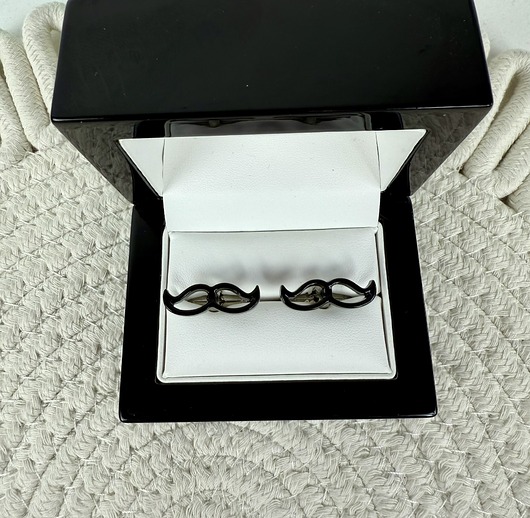 SPINKI DO MANKIETÓW koszuli mankietu czarne wąsy