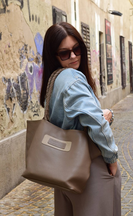 Skórzana torebka shopper - Sara