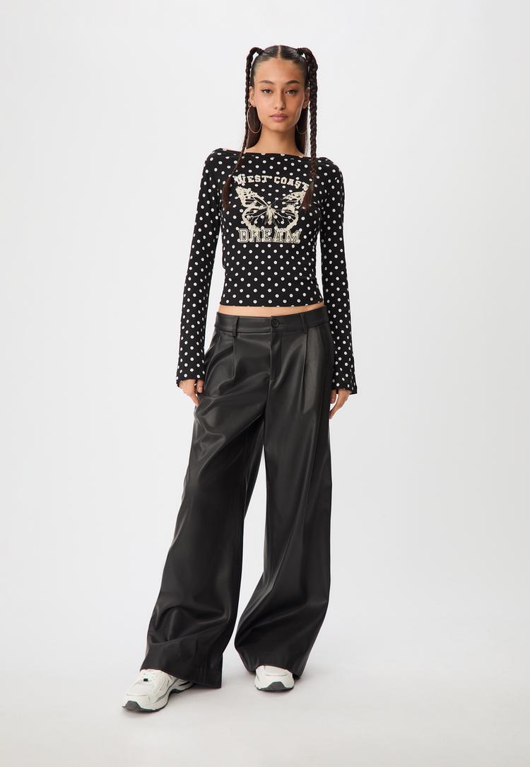 Stradivarius Koszulka z dekoltem łódka w grochy Czarny XS