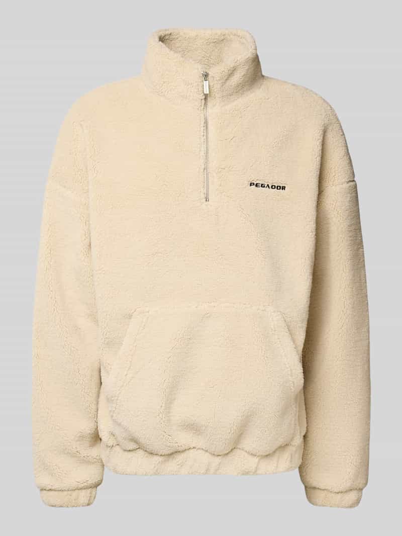 Sweter z polaru z kołnierzem model ‘Puka’