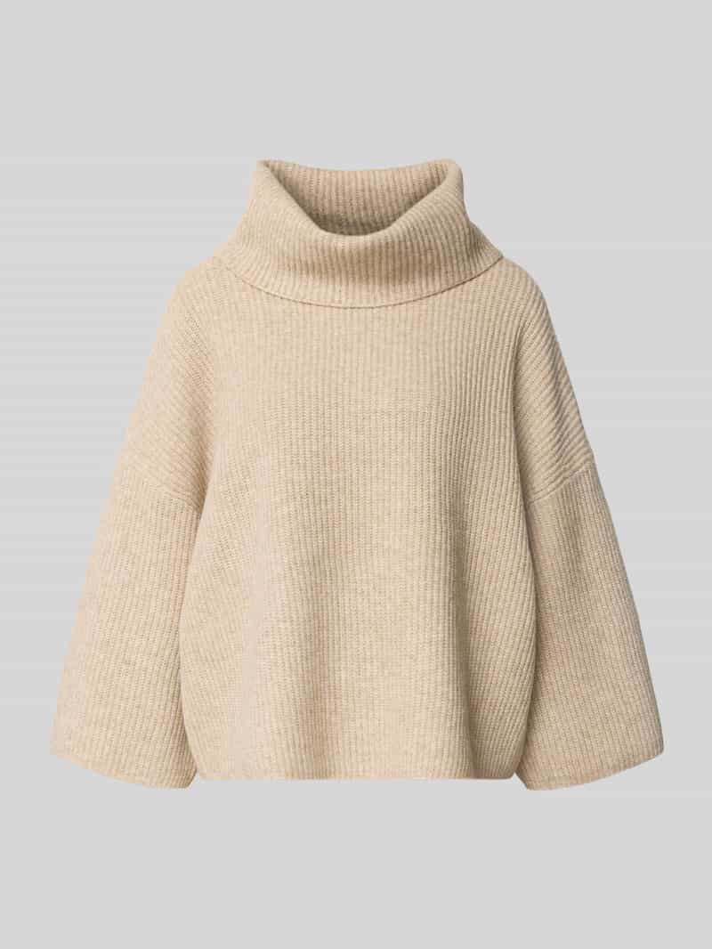 Sweter z dzianiny o kroju relaxed fit z golfem