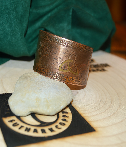 Bransoleta handmade miedź grawer