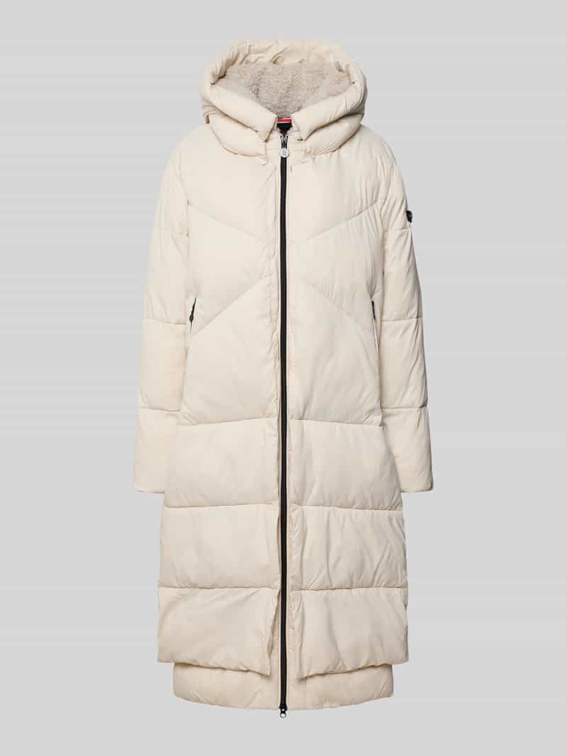 Płaszcz pikowany z kieszeniami zapinanymi na zamek błyskawiczny model ‘STORMHERO’