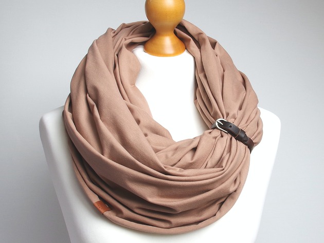 Bawełniany komin damski, duży komin oversize z zapinką skórzaną