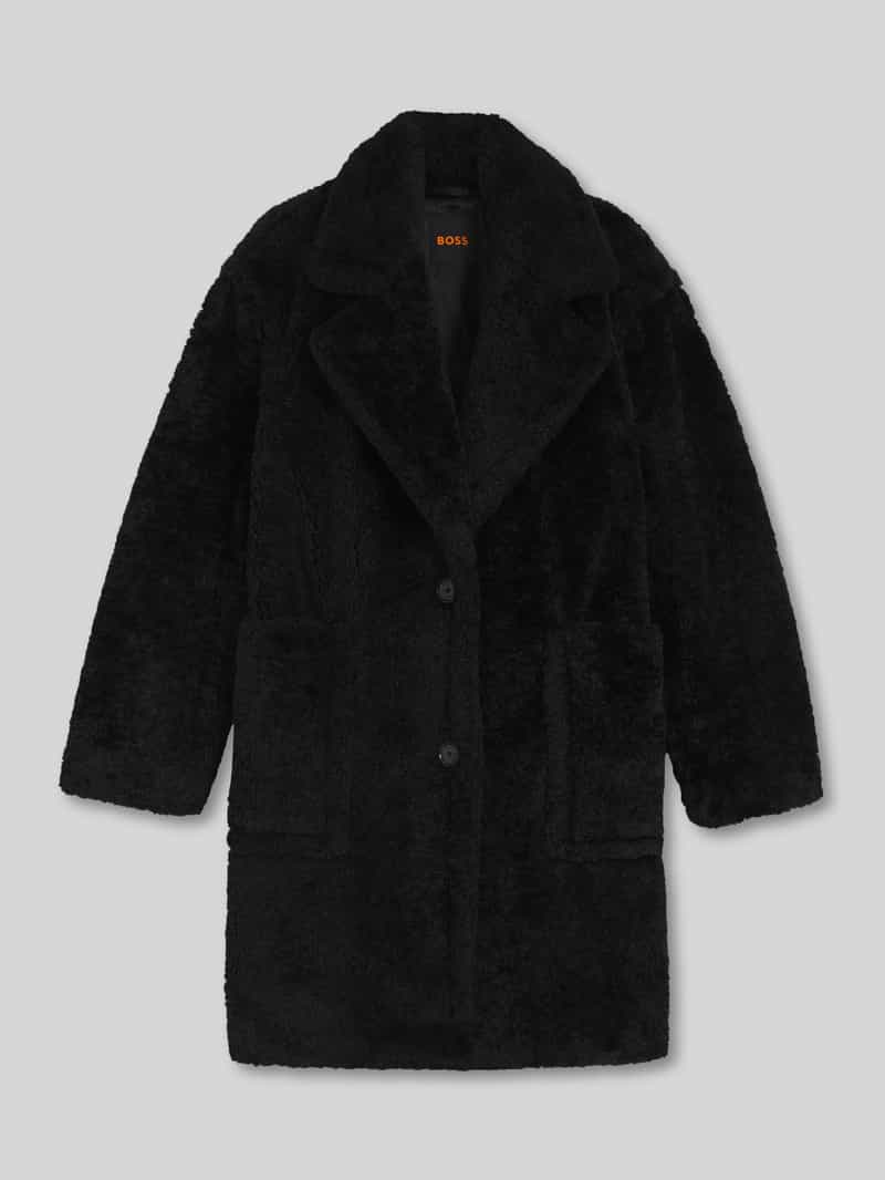 Płaszcz z futerka o kroju regular fit z dużymi kieszeniami model 'CATEDY'