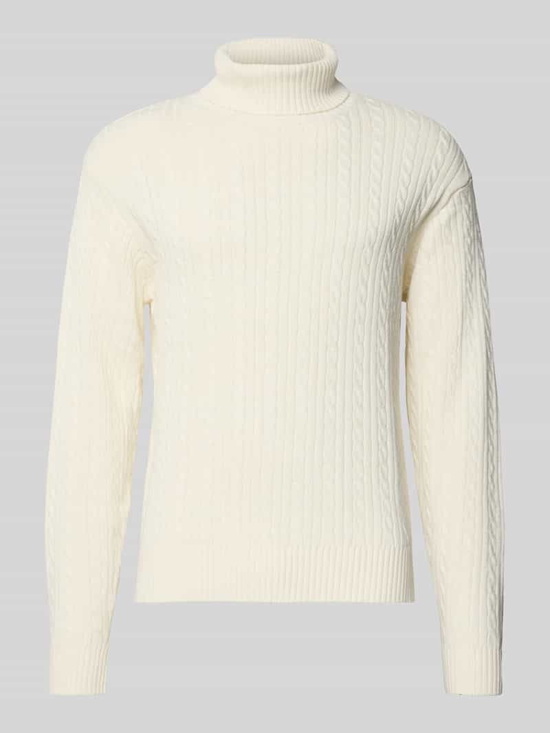 Golf ze ściegiem warkoczowym model ‘JORDEN’