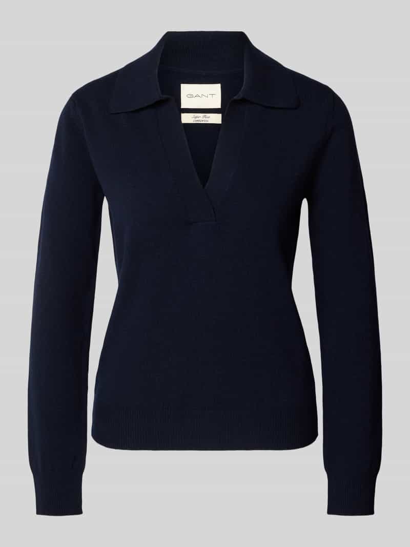 Sweter z dzianiny z wełny z wykładanym kołnierzem i dekoltem w serek