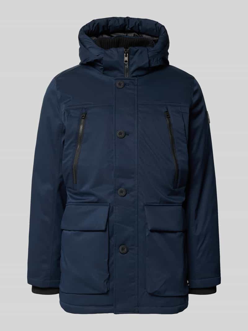 Parka o kroju regular fit z kieszeniami z patką