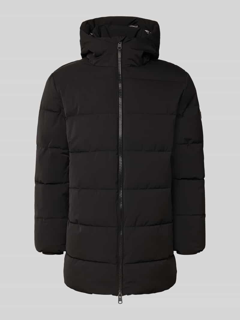 Płaszcz pikowany z kapturem