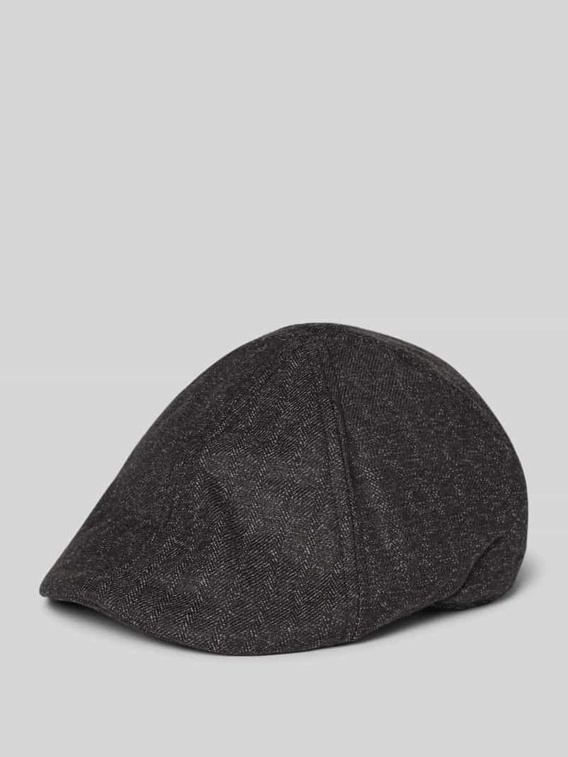 Kaszkiet ze wzmocnionym daszkiem