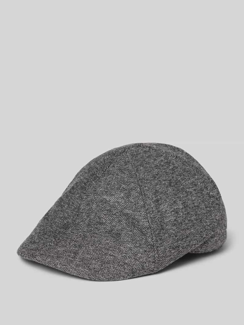 Kaszkiet ze wzmocnionym daszkiem