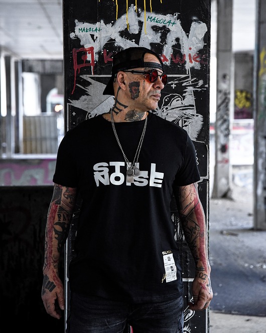 T-Shirt bawełniany 'Still_Noise'