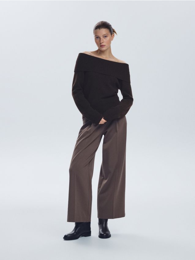 Reserved - Sweter z wykładanym golfem - brązowy