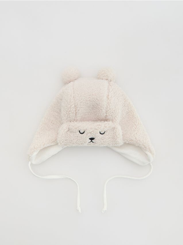 Reserved - Pluszowa czapka z uszami - złamana biel