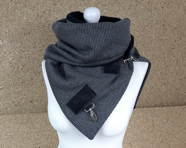 Szal wełniany ze skórą, Unisex - Szary prążek