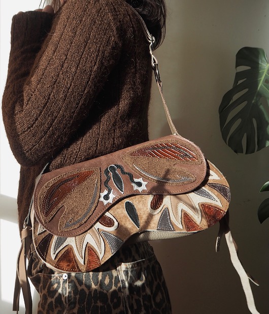 Skórzana brązowa torebka motyl ćma z upcyklingu