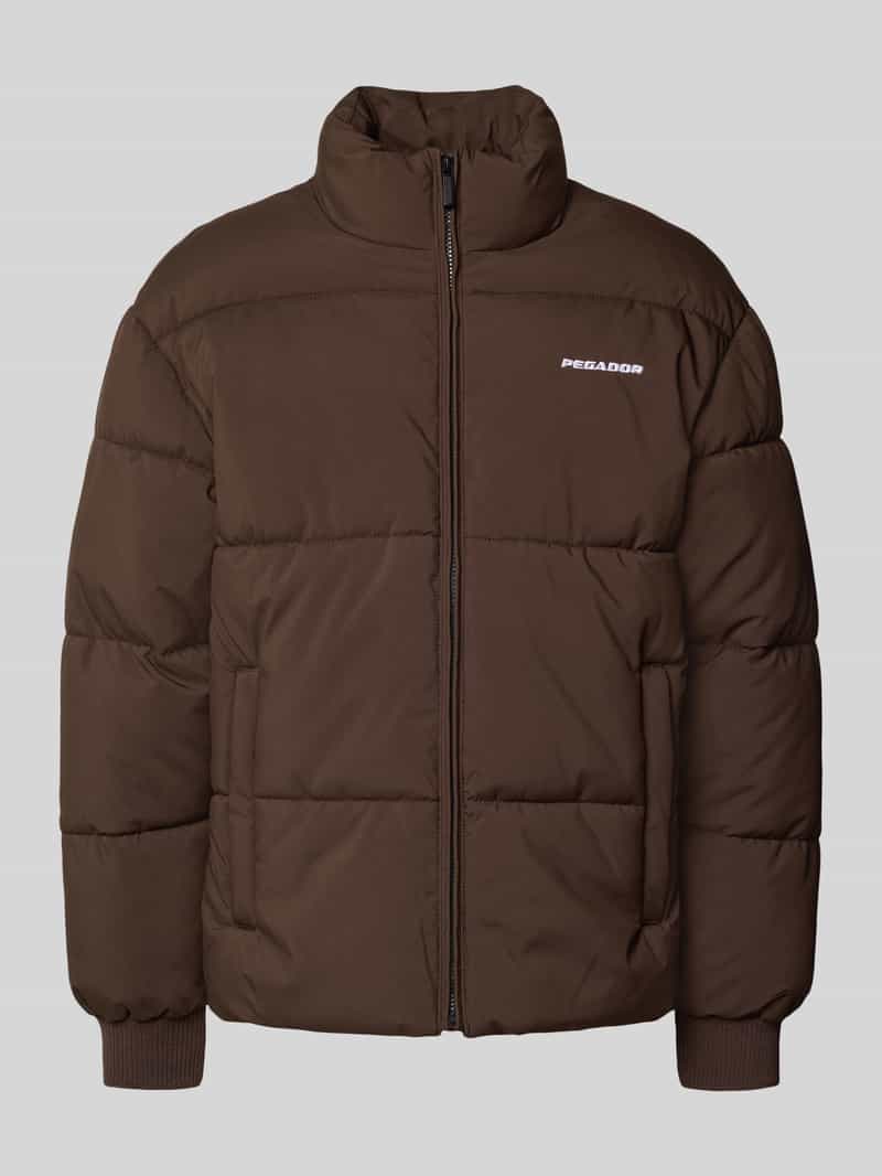 Kurtka pikowana o kroju regular fit z wyhaftowanym logo model ‘Solin’