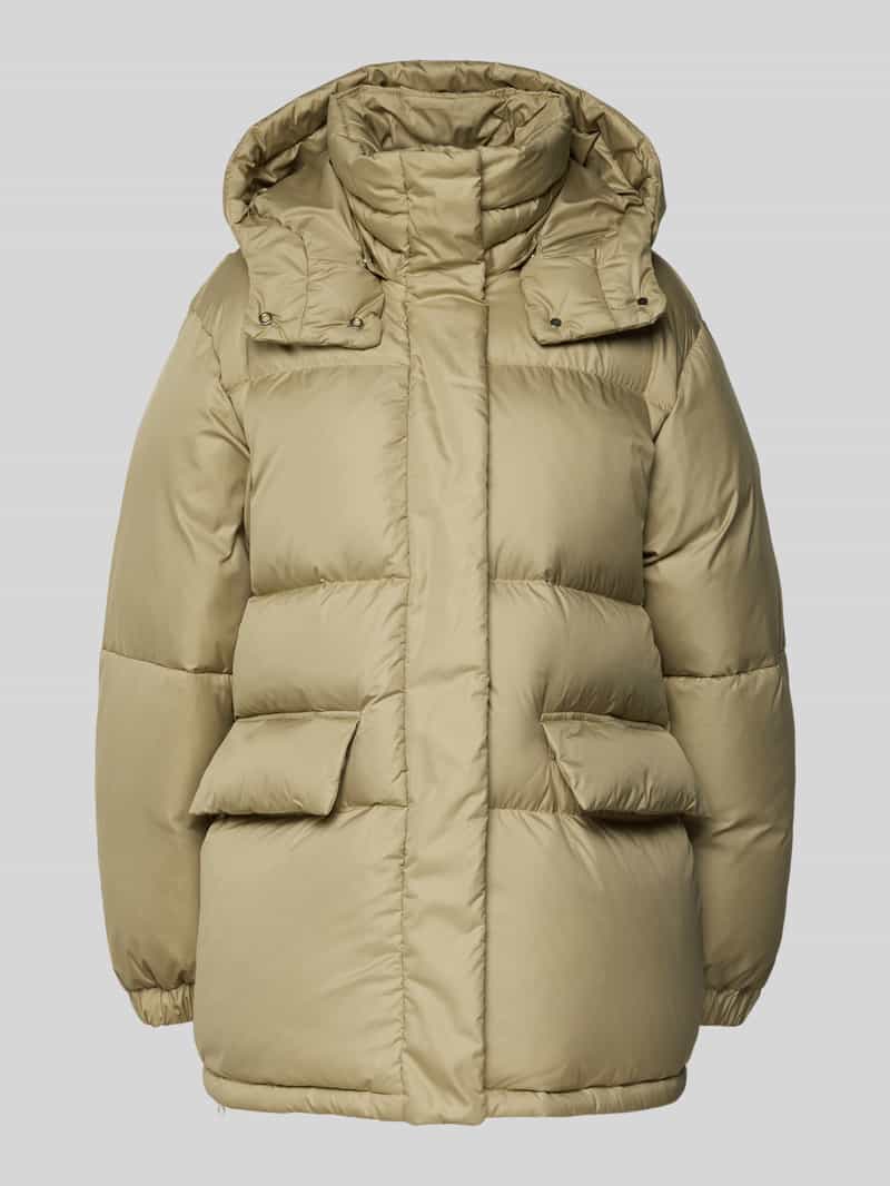 Płaszcz puchowy o kroju oversized z odpinanym kapturem