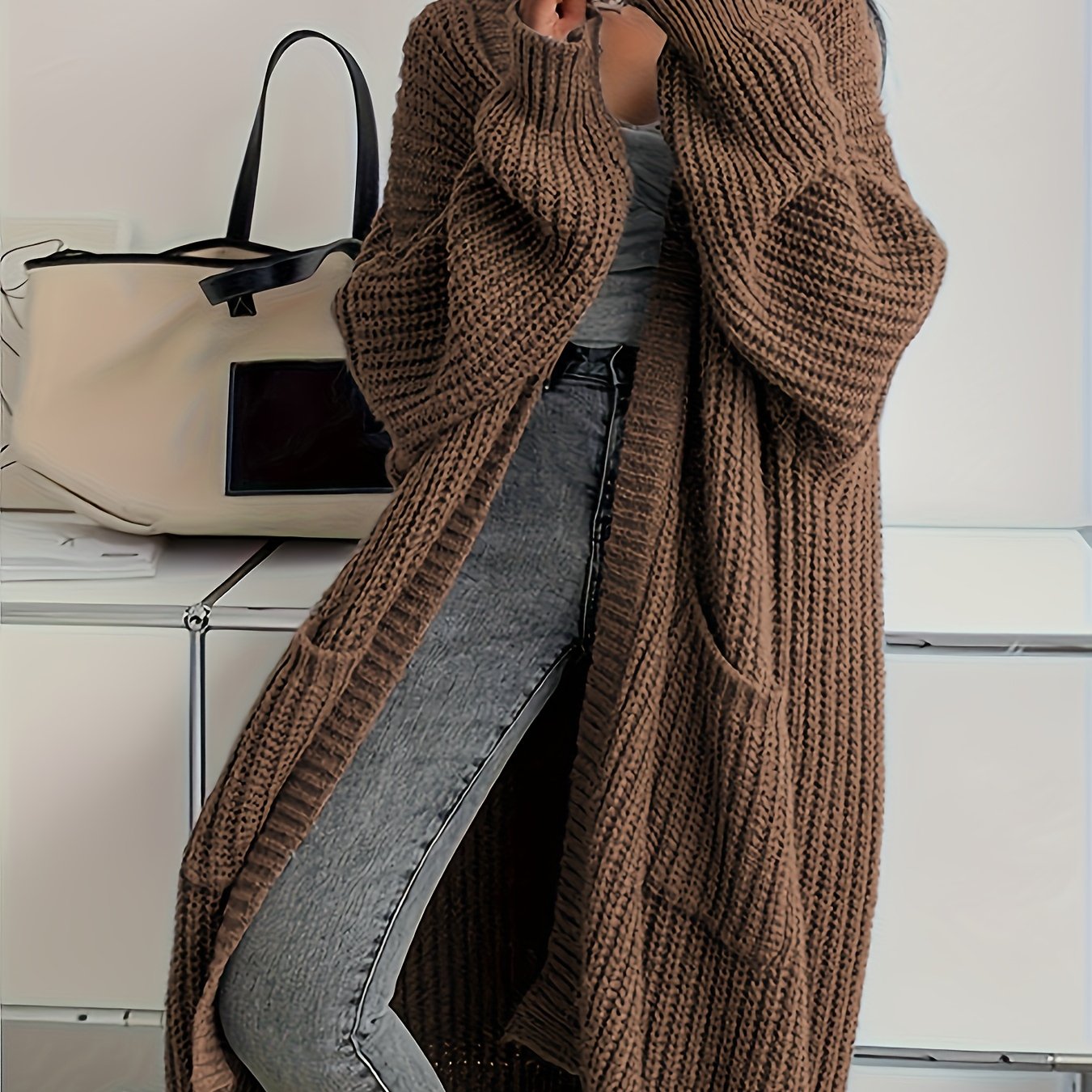 TEMU Sweter Damski z Kieszeniami – Miękka Brązowa, Luźny Fason, Rękawy Długie, Elegancka Kolekcja na Każdą Porę Roku, Wygodne i Stylowe Ubranie do