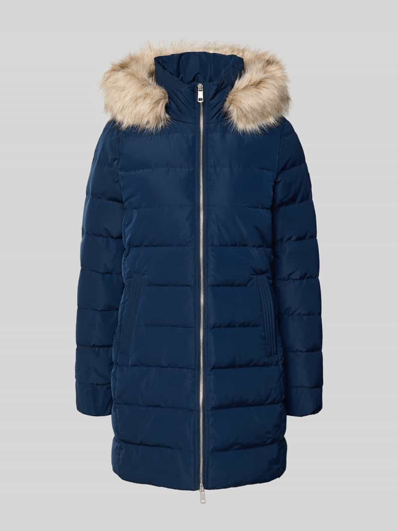 Płaszcz puchowy o kroju slim fit z odpinanym obszyciem z imitacji futra