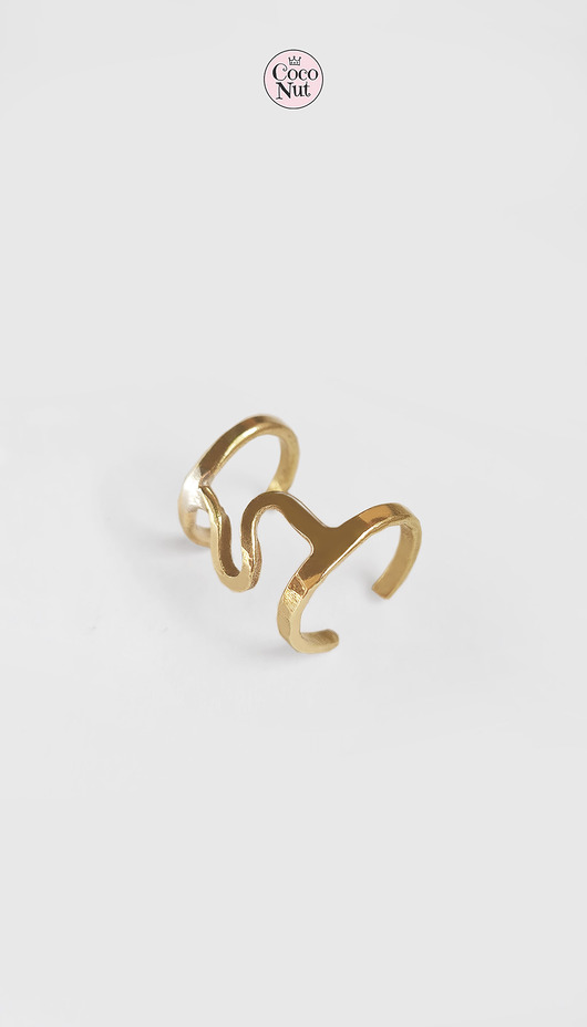 Podwójna nausznica SNAKE złocona na środek ucha