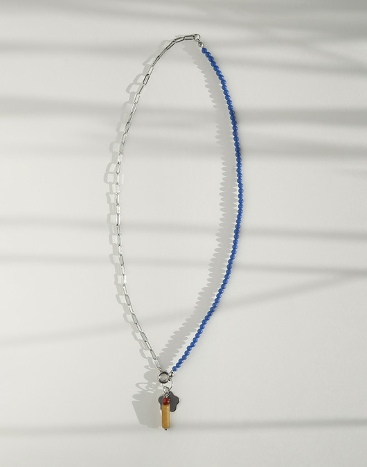 Srebrny naszyjnik z kwiatkiem