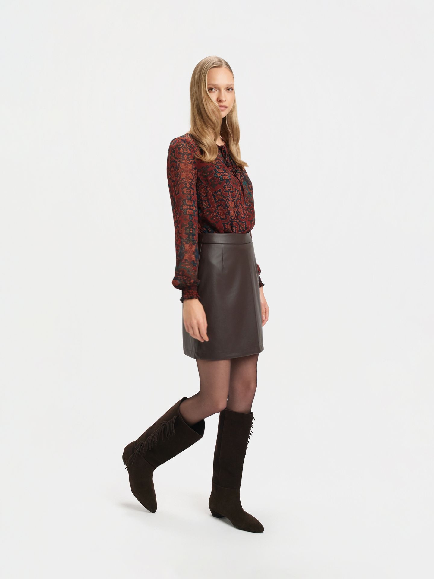 Mini spódniczka w kolorze czekoladowego brązu