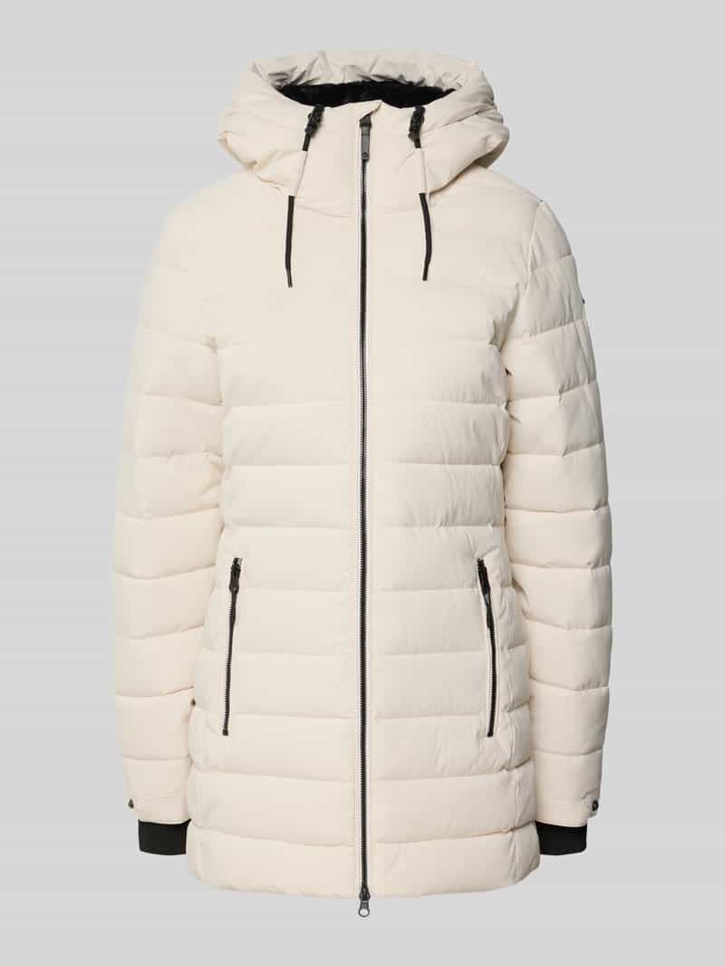 Pikowana kurtka o wodoodporności na poziomie 10 000 mm słupa wody