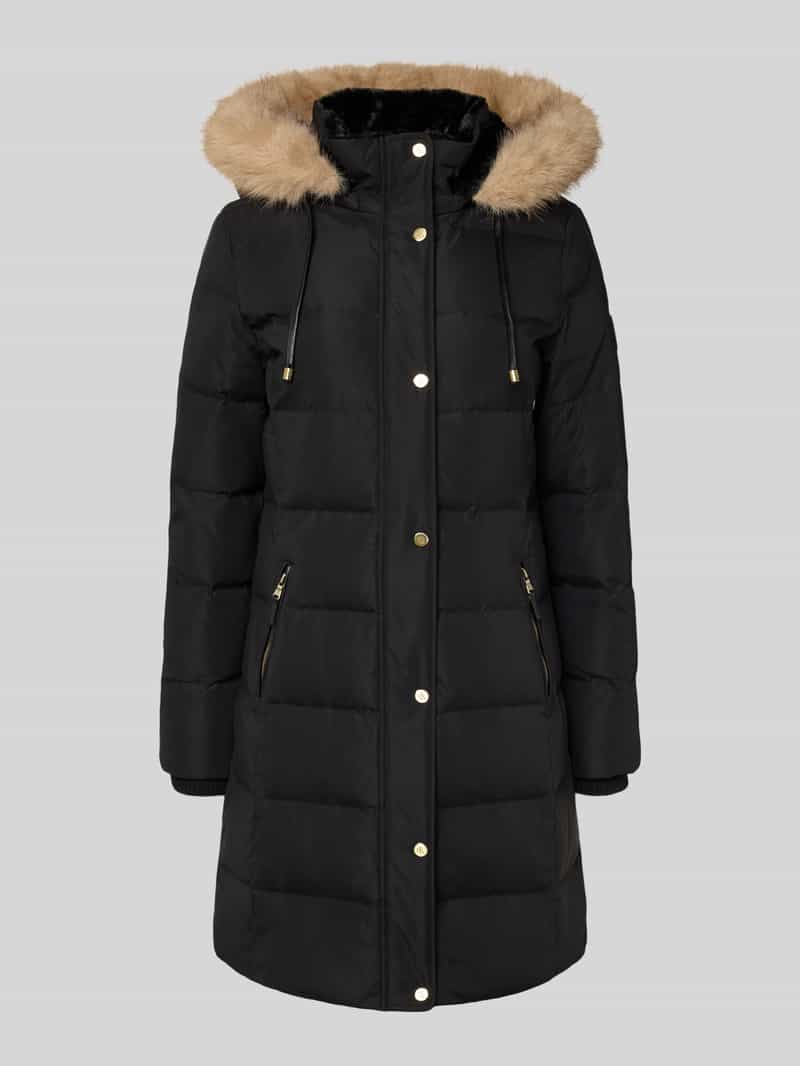 Płaszcz pikowany z kieszeniami zapinanymi na zamek błyskawiczny