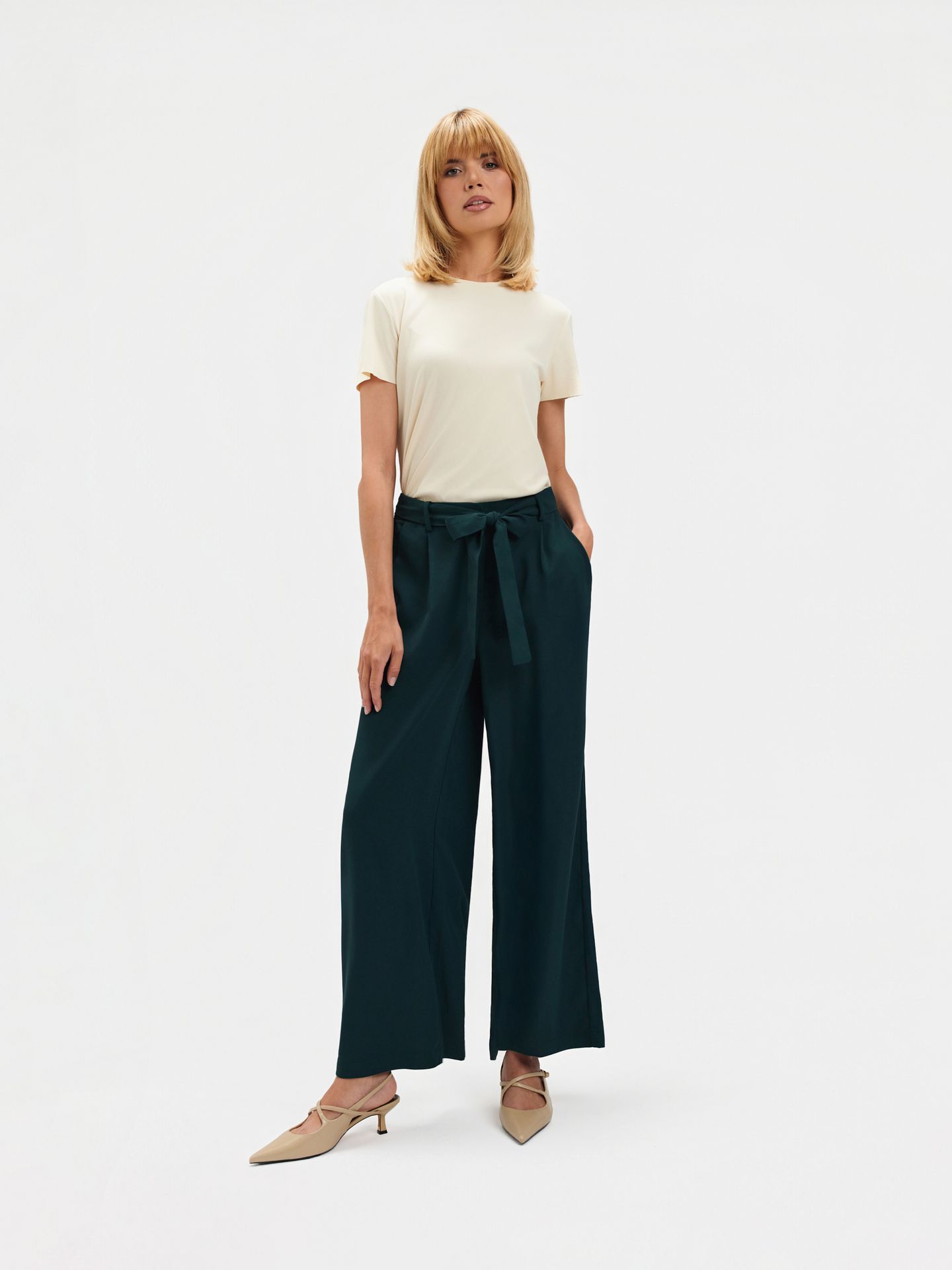 Eleganckie spodnie z wiązaniem