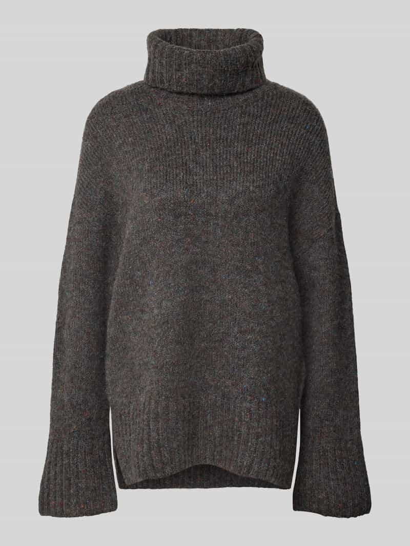 Golf o luźnym kroju z dodatkiem wełny model ‘INGRID’